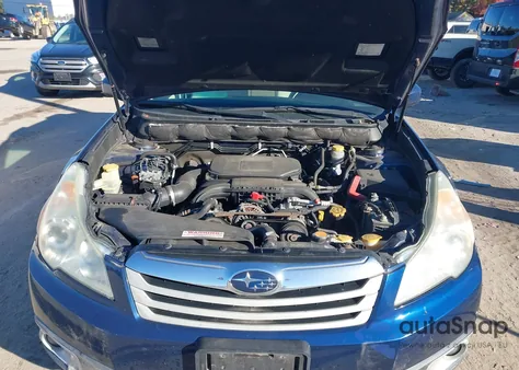 2011 Subaru Outback 2.5I Premium from USA, damaged, VIN 4S4BRBCC1B3384447